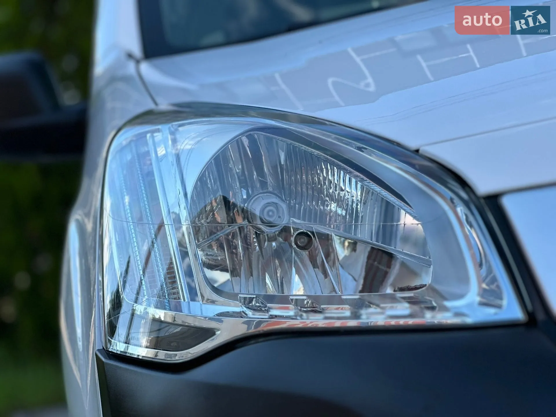2017 Peugeot Partner - мініатюра 74