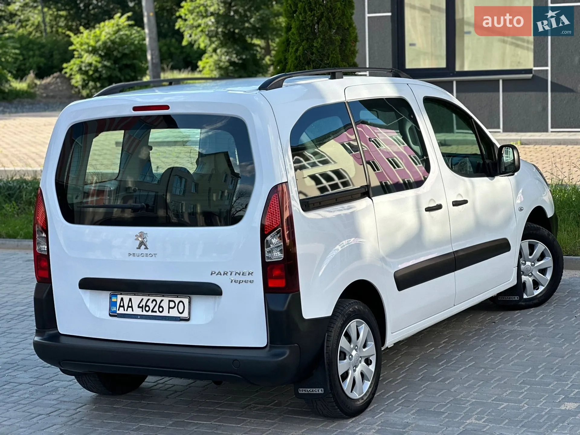 2017 Peugeot Partner - мініатюра 127