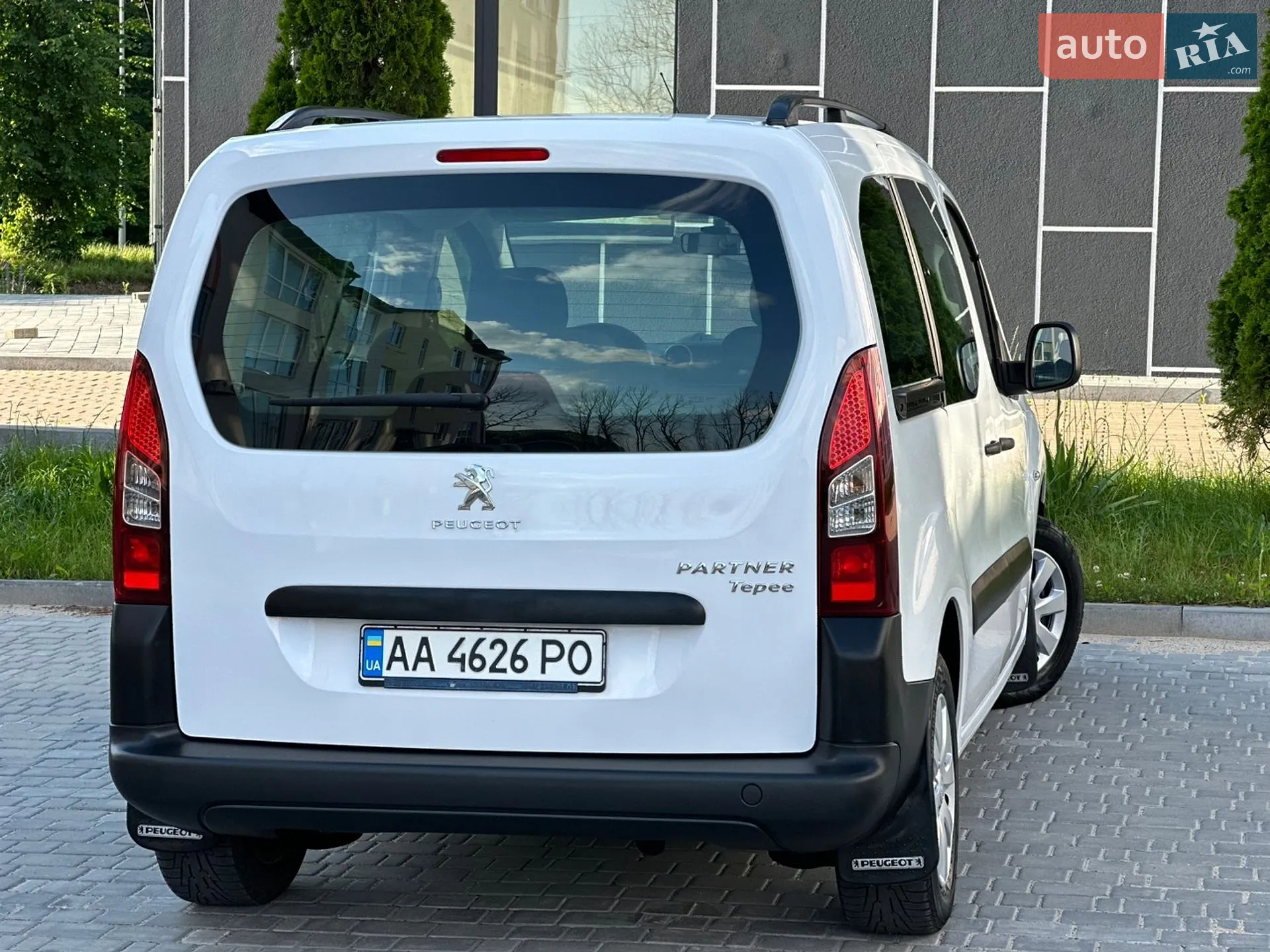 2017 Peugeot Partner - мініатюра 131