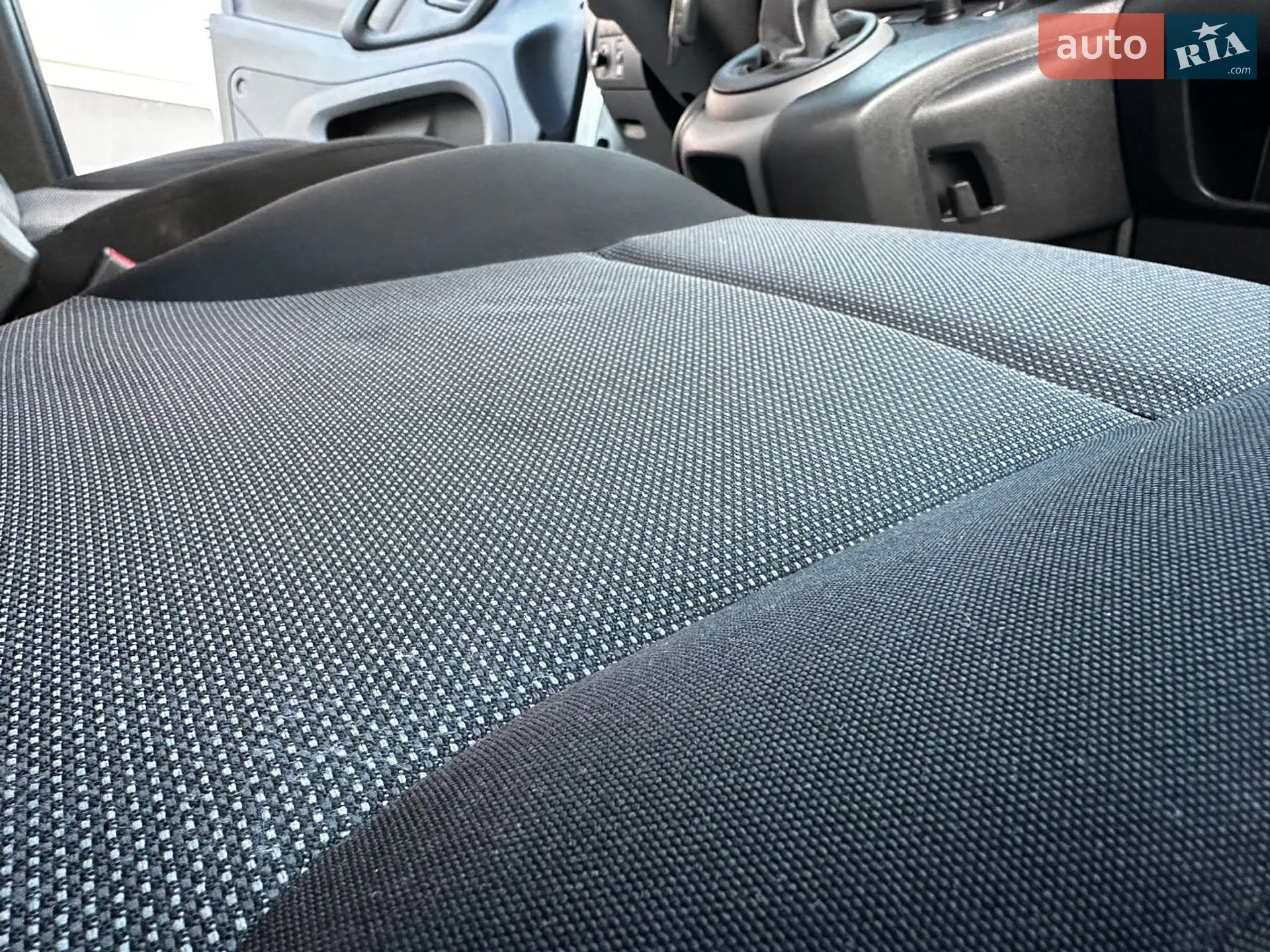 2017 Peugeot Partner - мініатюра 177