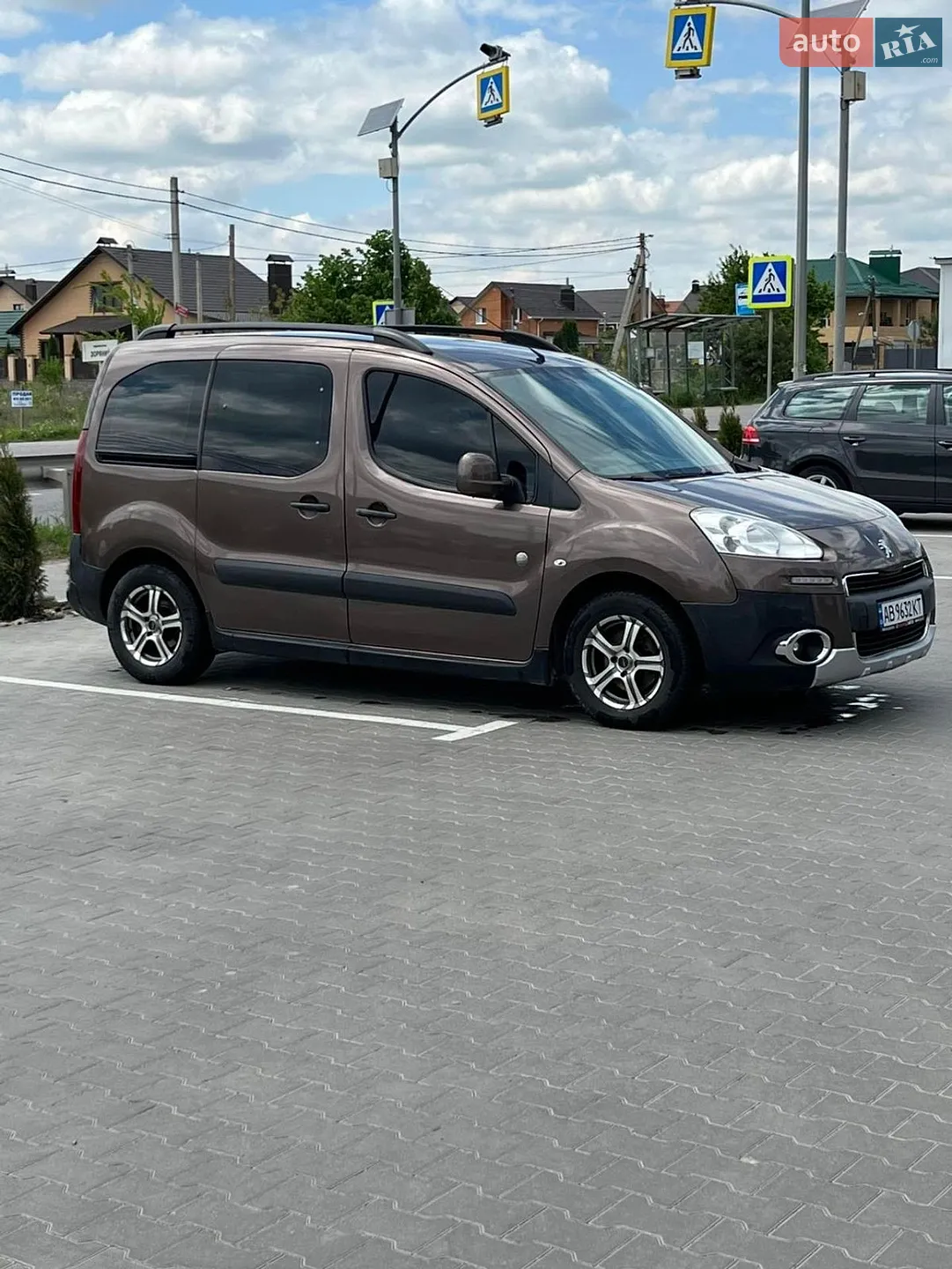 2014 Peugeot Partner - мініатюра 10