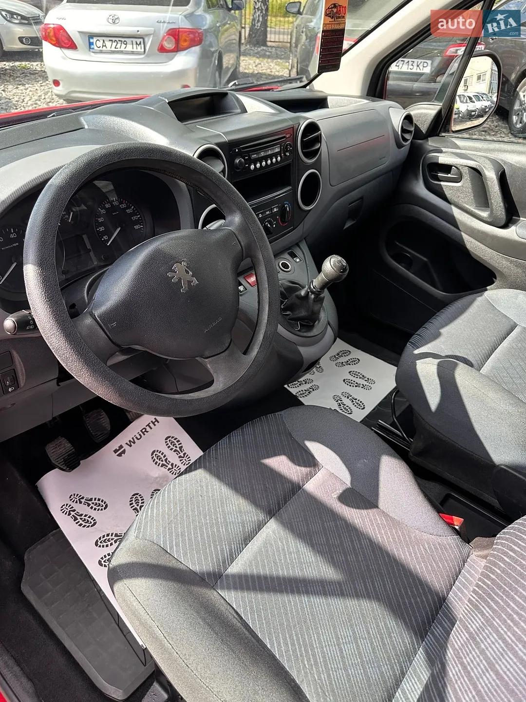 2012 Peugeot Partner - мініатюра 9