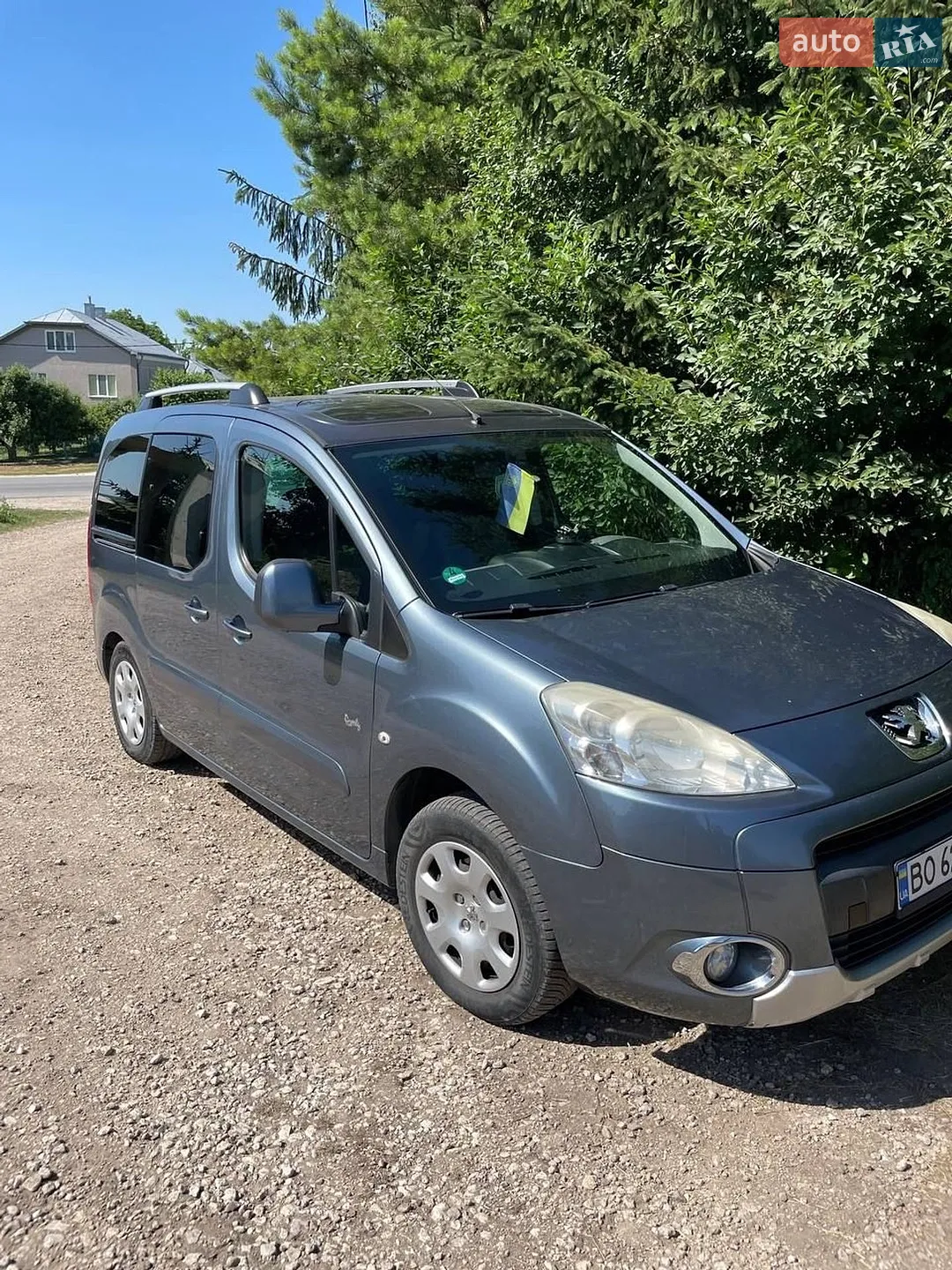 2011 Peugeot Partner - мініатюра 32
