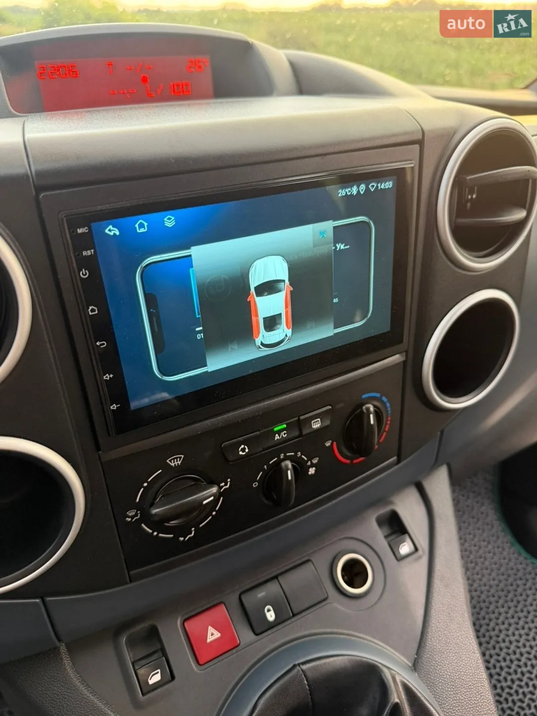 2011 Peugeot Partner - мініатюра 14