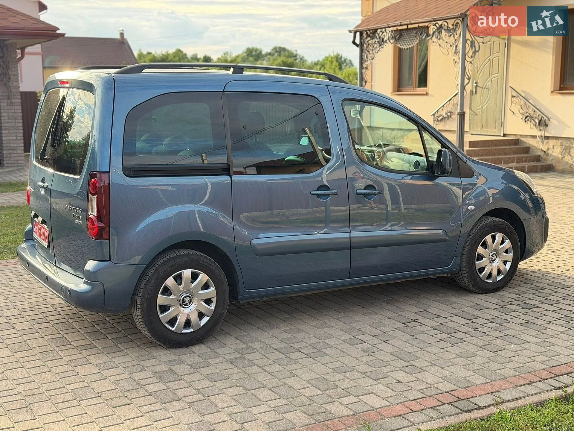 2016 Peugeot Partner - мініатюра 25