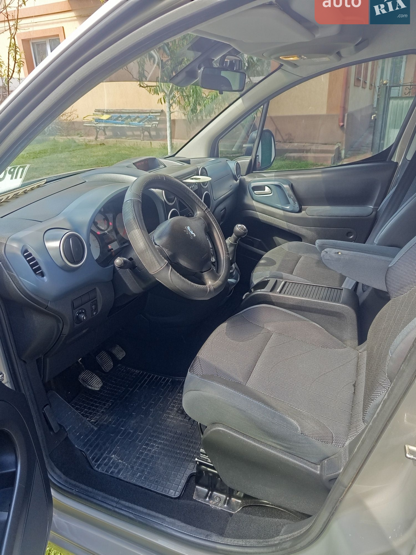 2012 Peugeot Partner - мініатюра 8