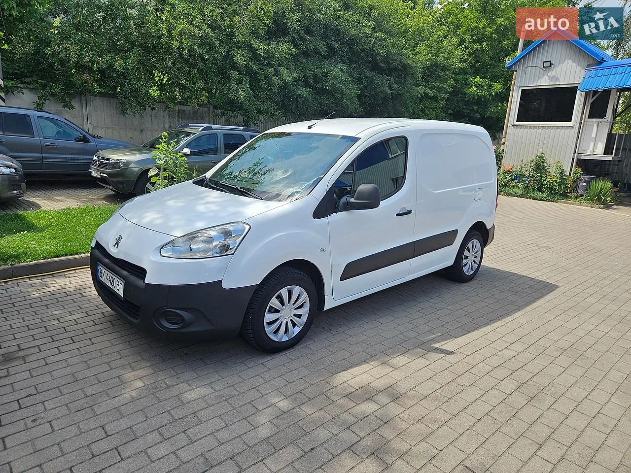 2012 Peugeot Partner - мініатюра 10