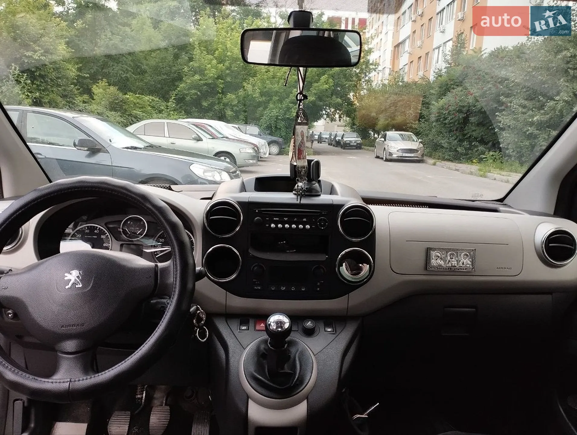 2013 Peugeot Partner - мініатюра 19