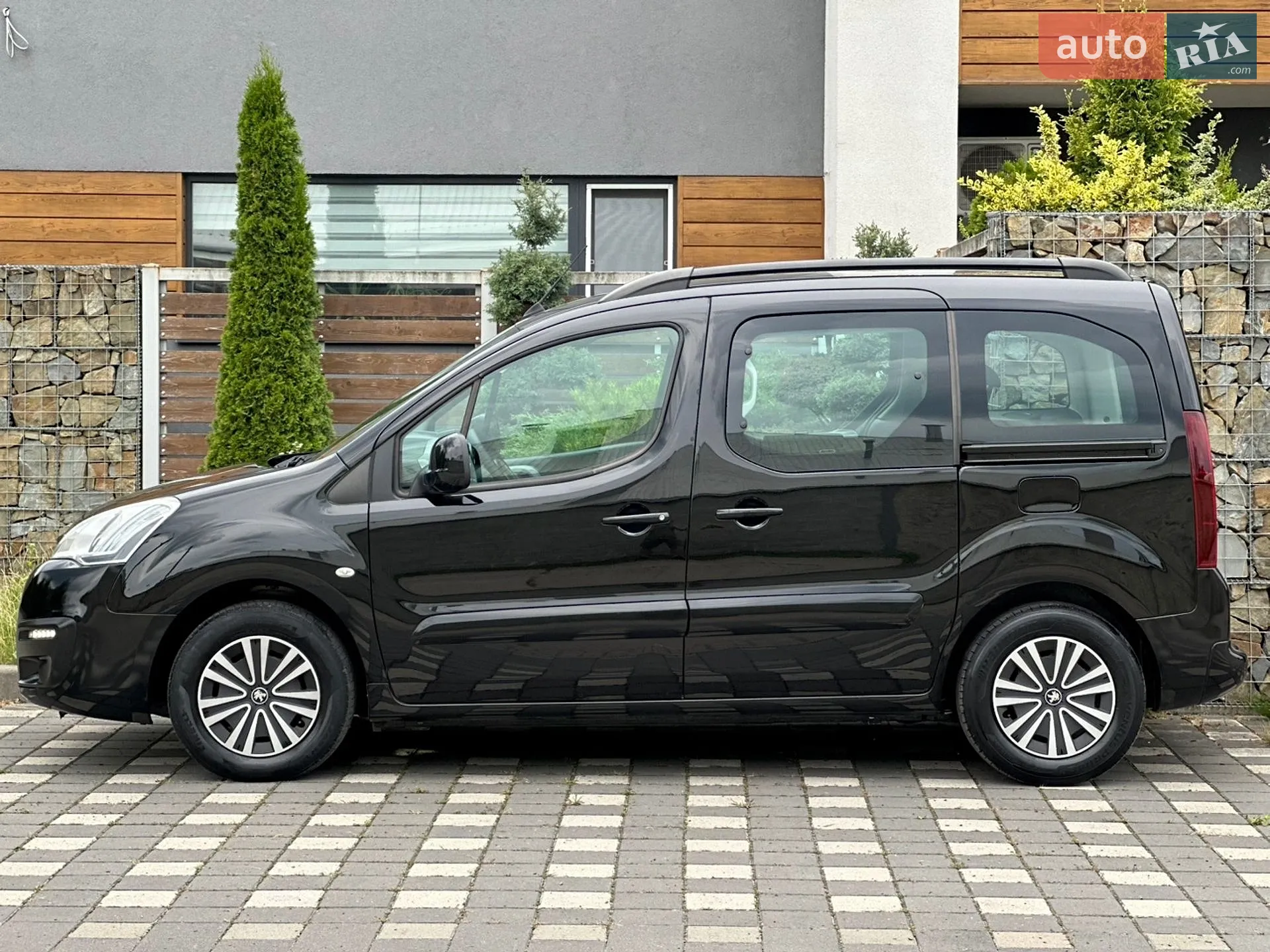 2015 Peugeot Partner - мініатюра 2
