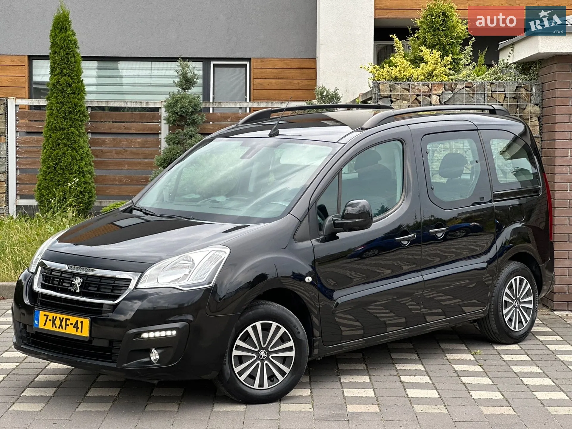 2015 Peugeot Partner - мініатюра 6