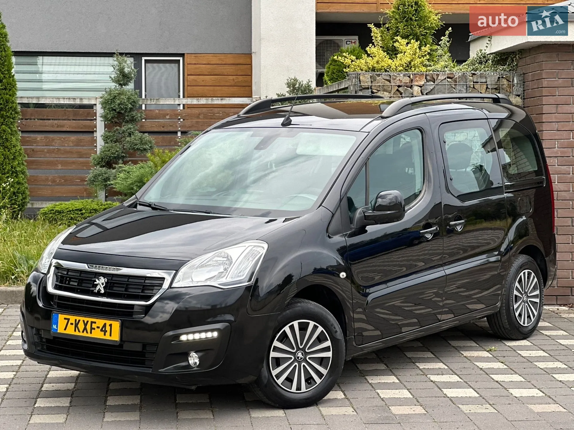 2015 Peugeot Partner - мініатюра 7