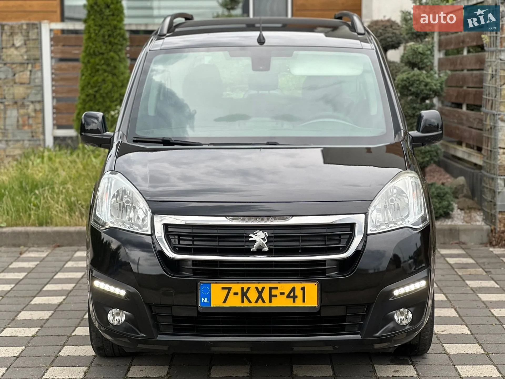 2015 Peugeot Partner - мініатюра 45