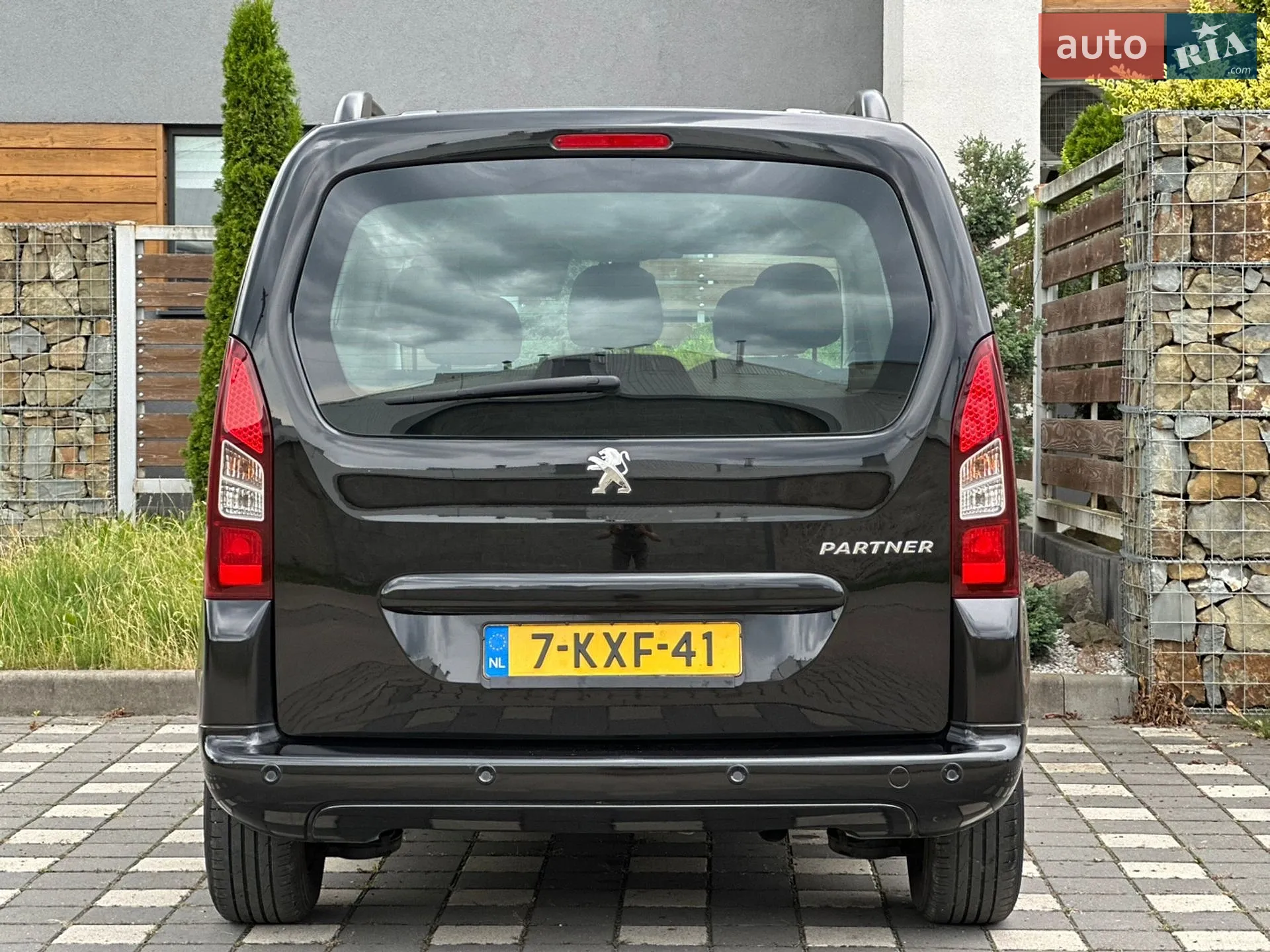 2015 Peugeot Partner - мініатюра 48