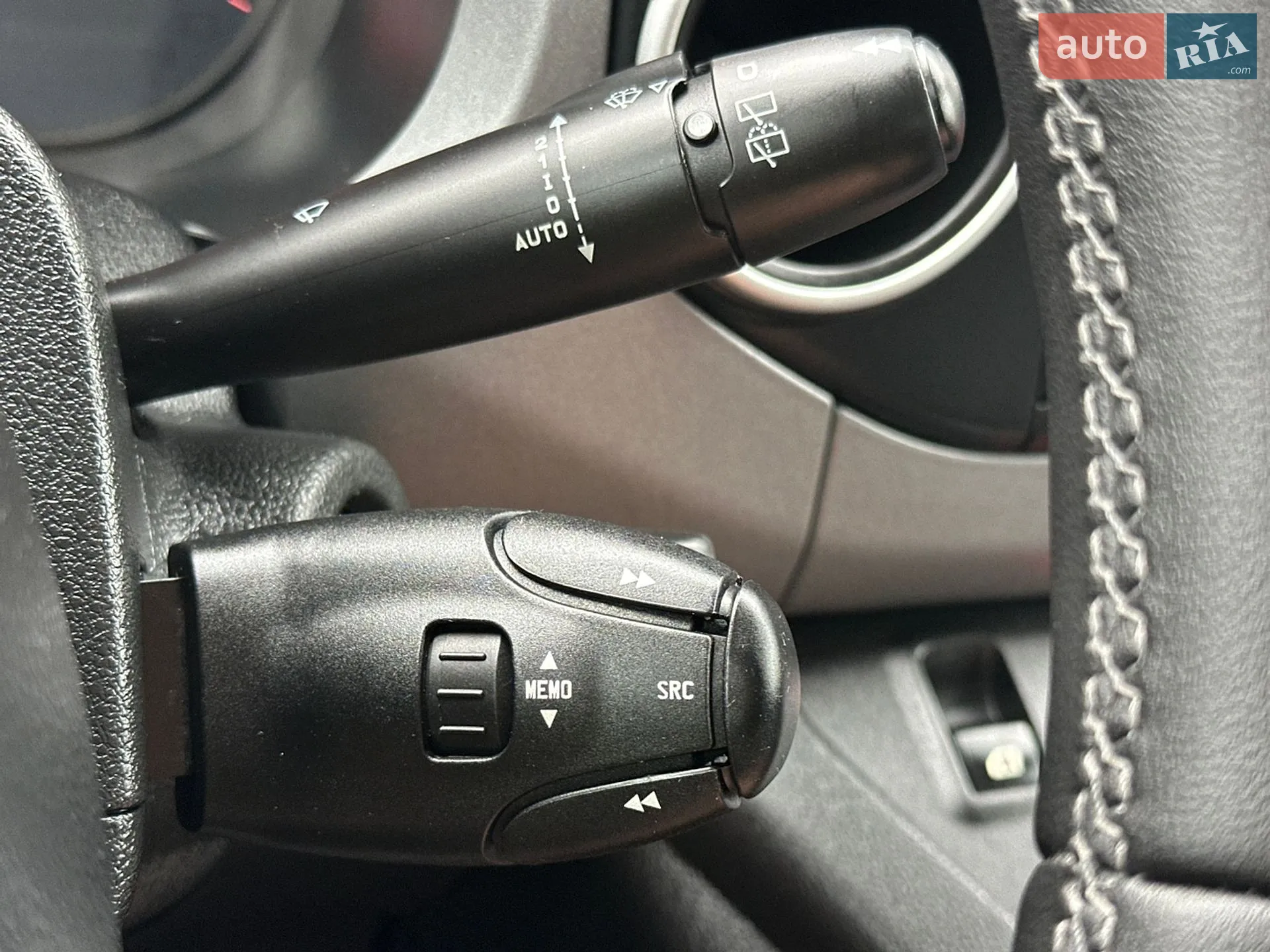 2015 Peugeot Partner - мініатюра 71