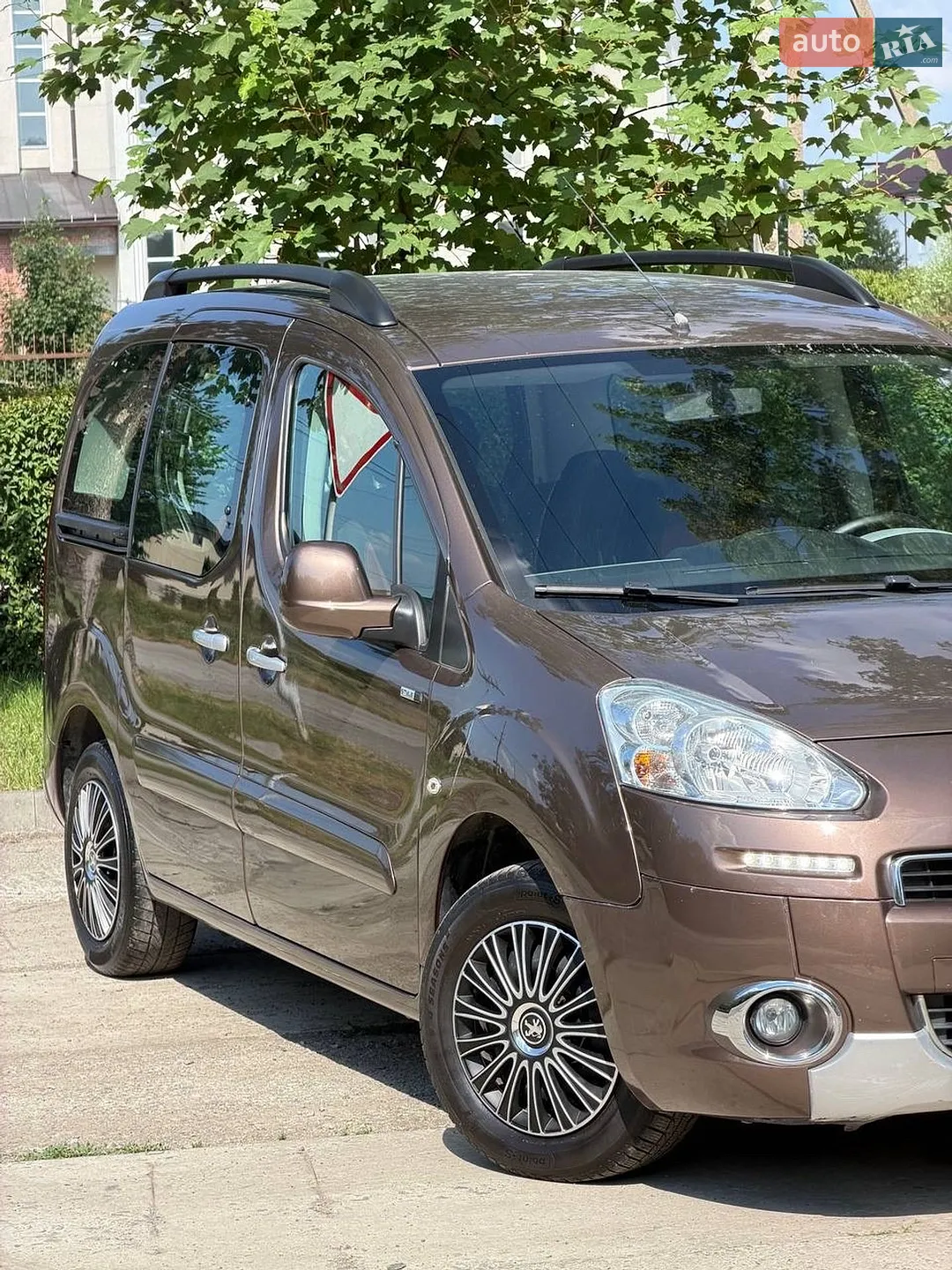 2015 Peugeot Partner - мініатюра 8