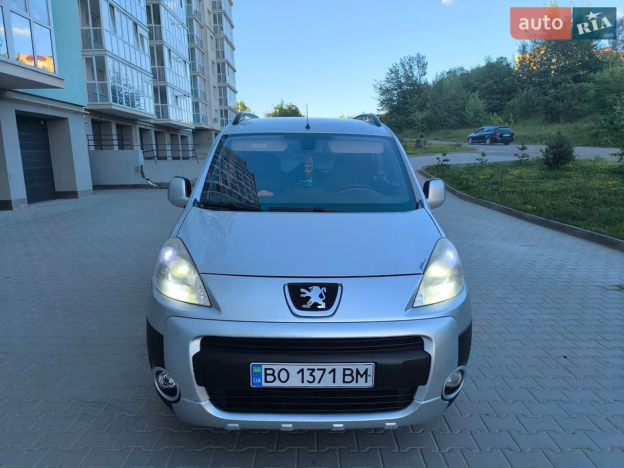 2011 Peugeot Partner - мініатюра 22