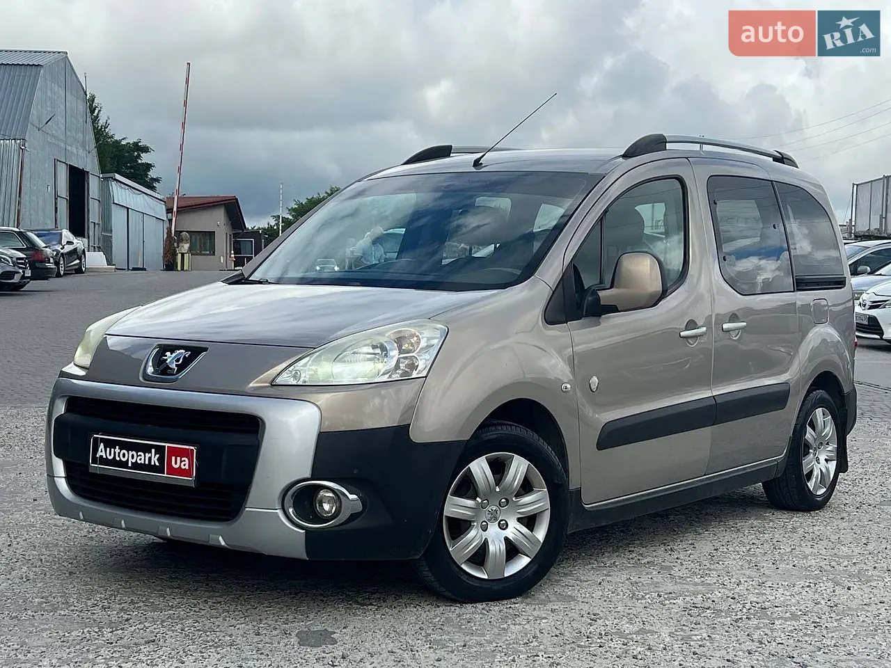 2011 Peugeot Partner - мініатюра 22