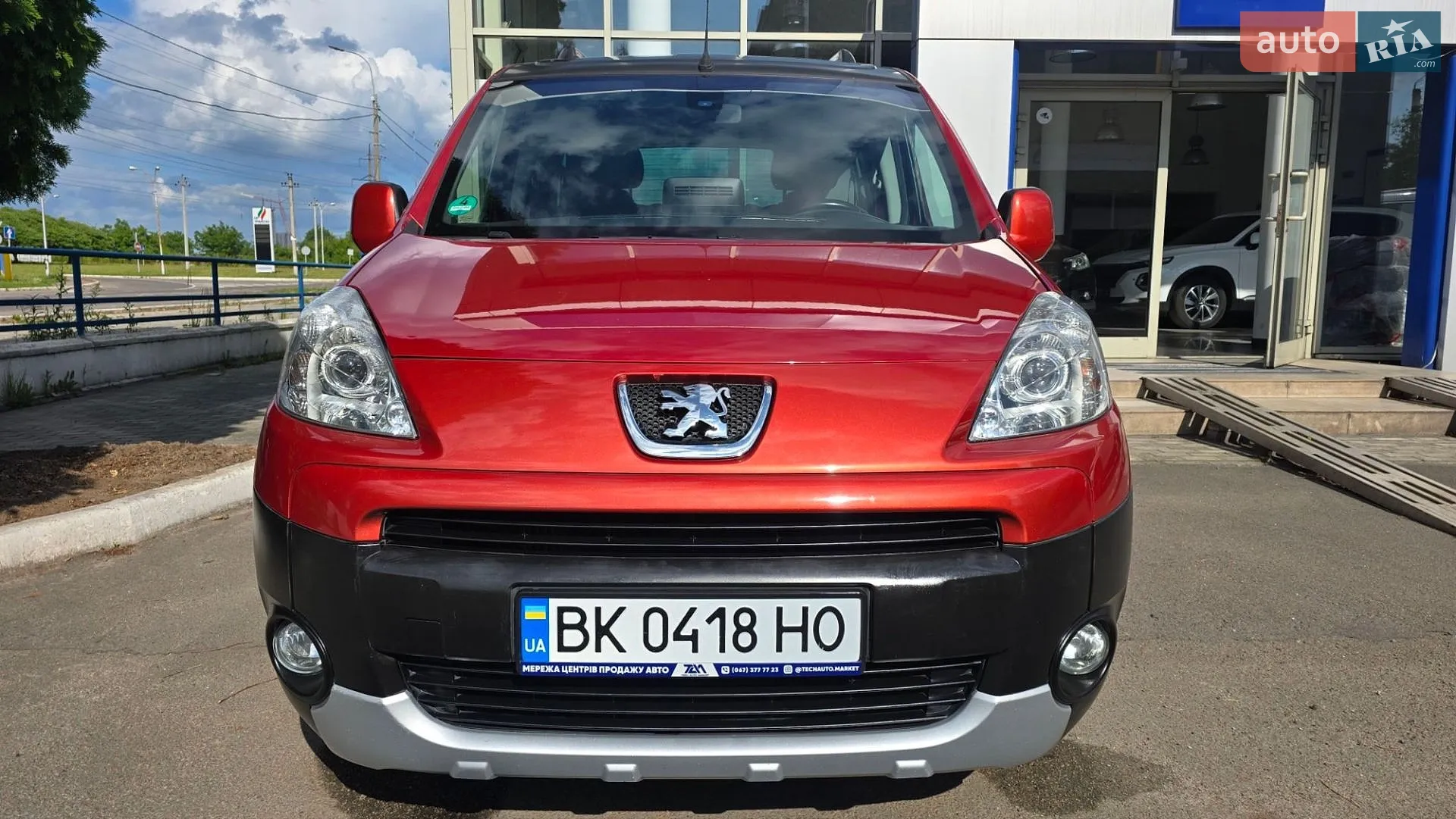 2011 Peugeot Partner - фото 1