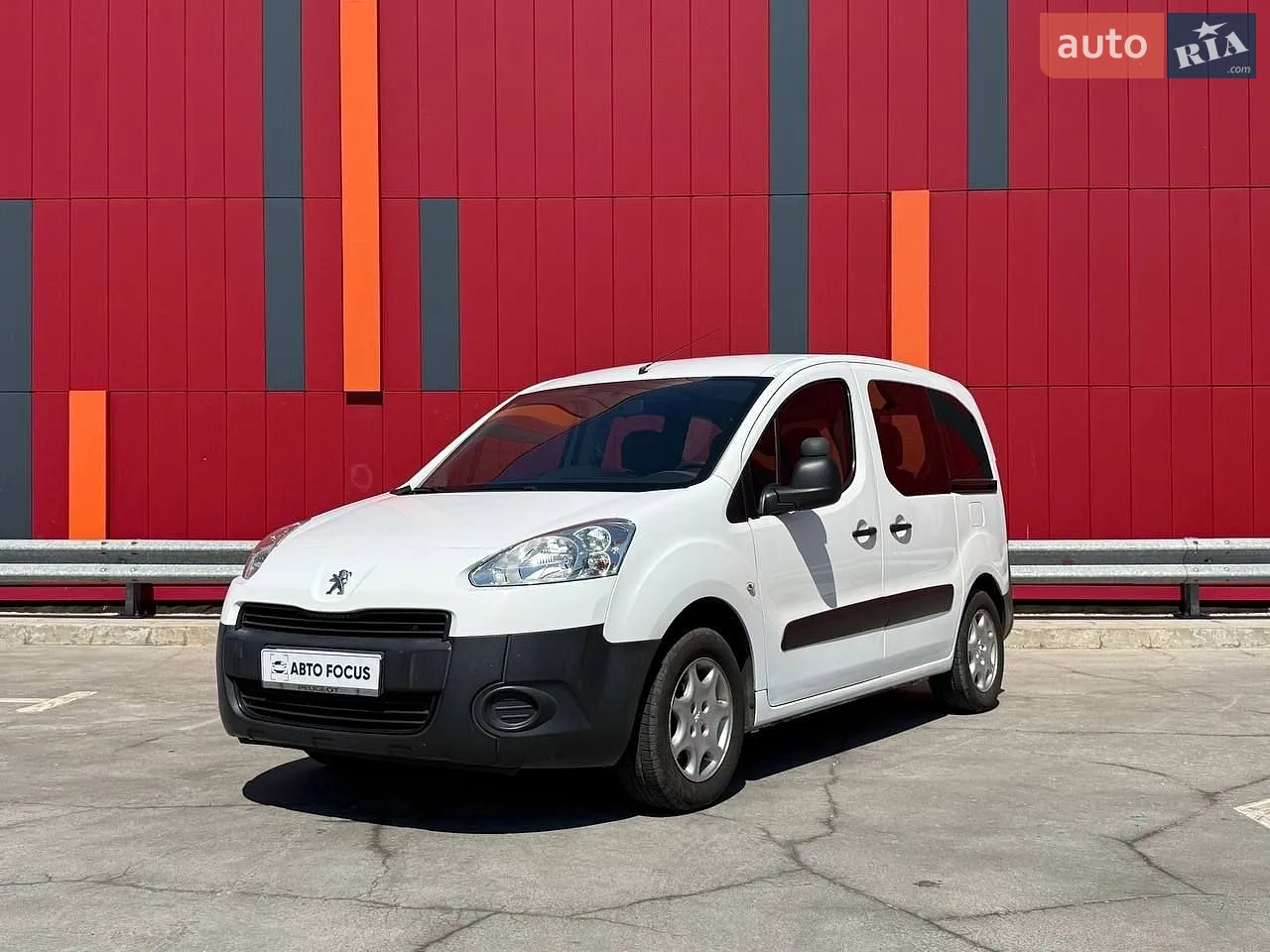 2015 Peugeot Partner - мініатюра 4