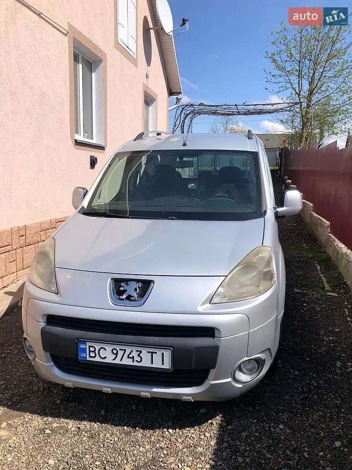 2011 Peugeot Partner - мініатюра 20