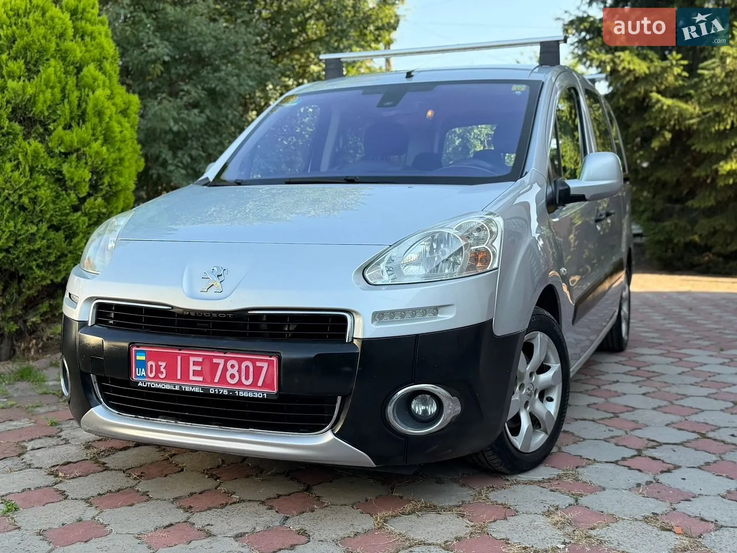 2012 Peugeot Partner - мініатюра 16