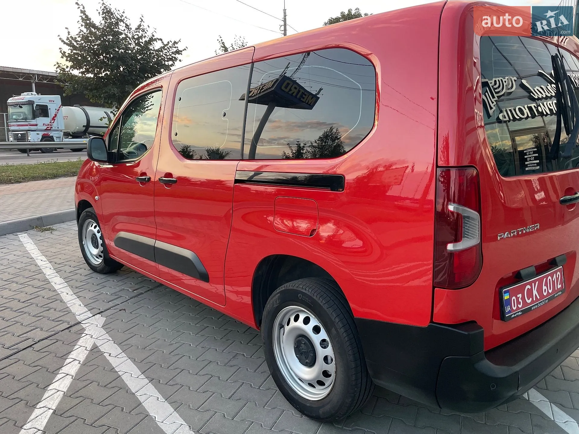 2020 Peugeot Partner - мініатюра 17