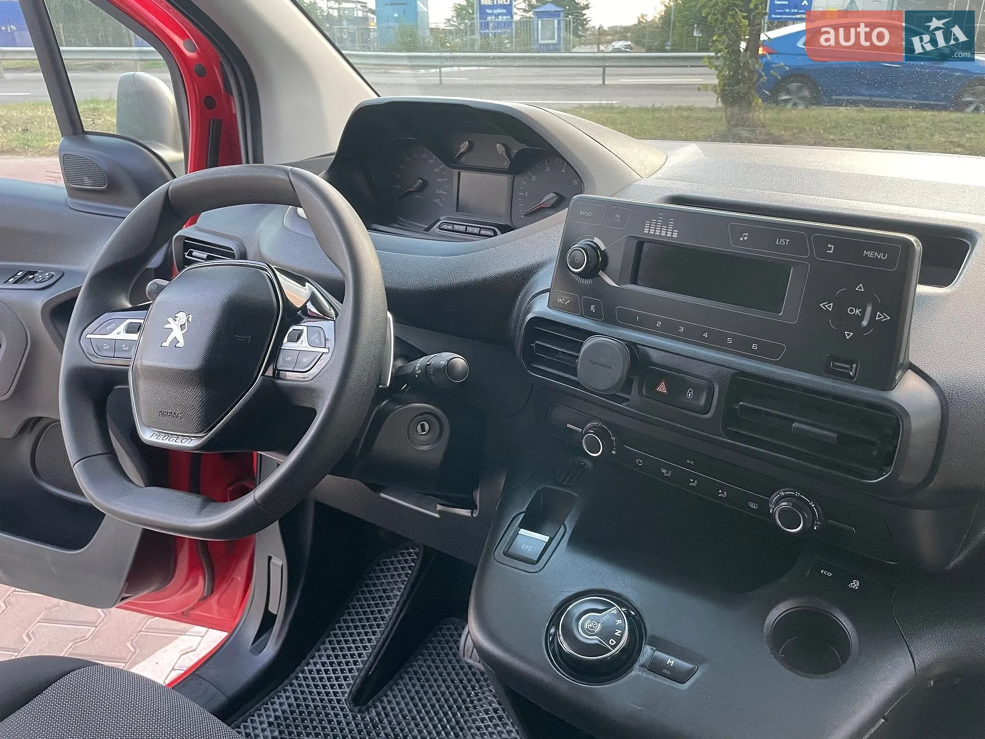 2020 Peugeot Partner - мініатюра 26