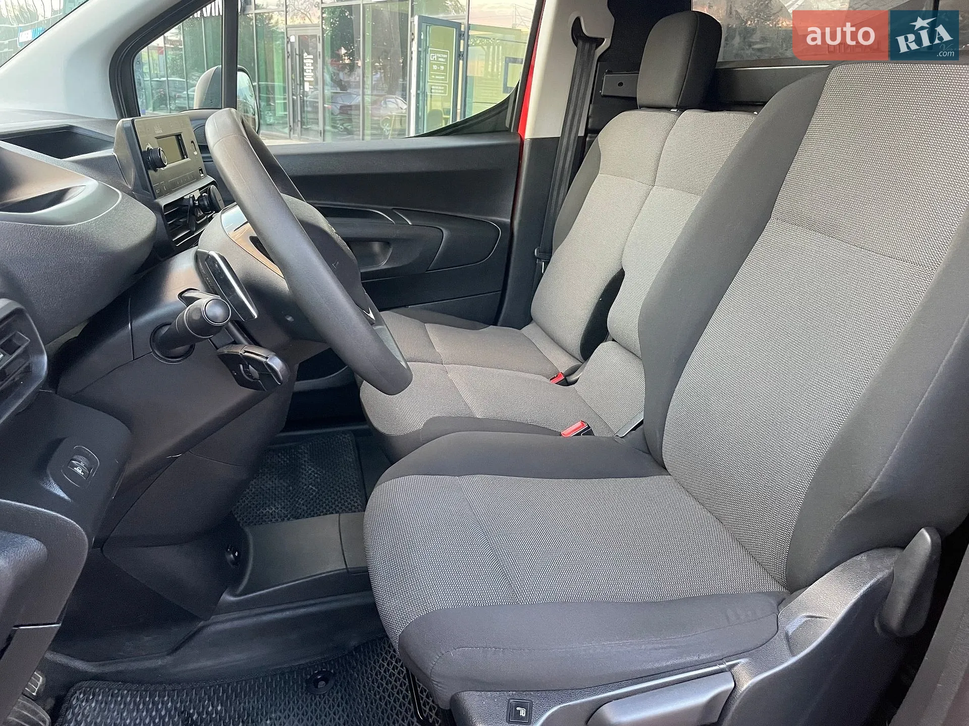 2020 Peugeot Partner - мініатюра 29