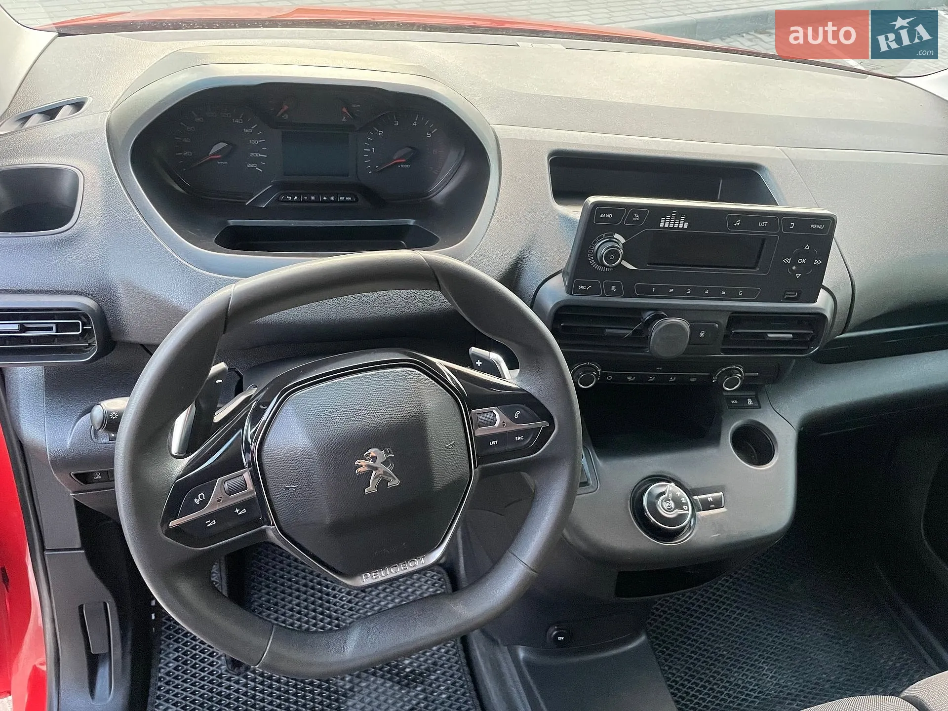 2020 Peugeot Partner - мініатюра 33