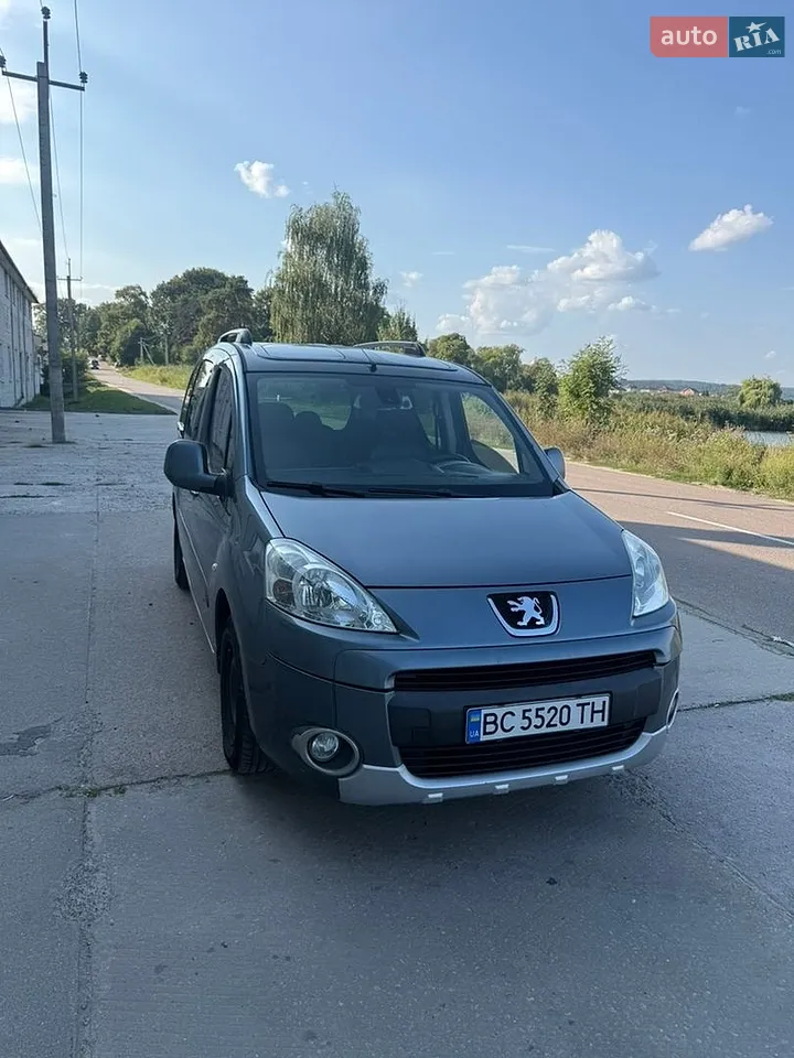 2011 Peugeot Partner - мініатюра 26