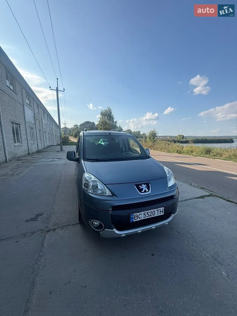2011 Peugeot Partner - мініатюра 11