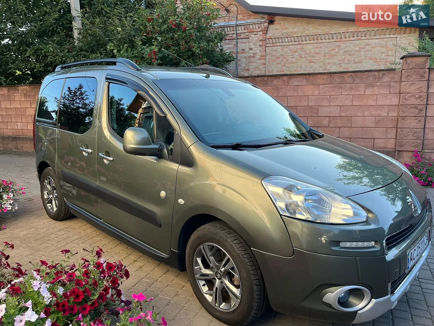 2012 Peugeot Partner - фото 1
