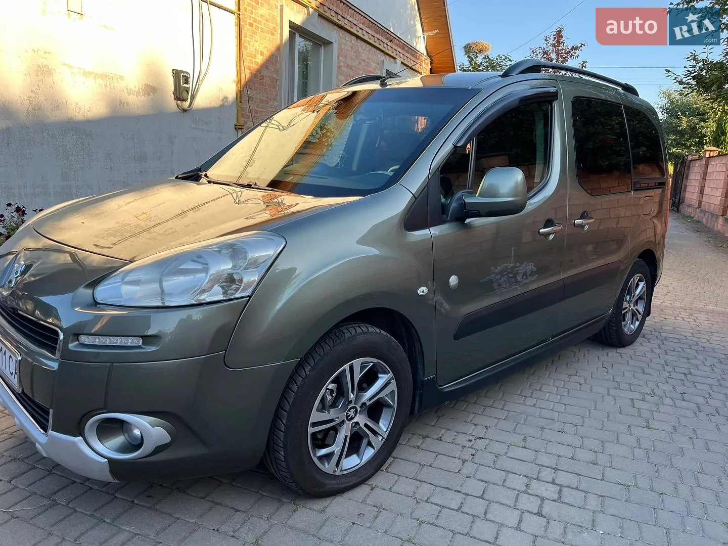 2012 Peugeot Partner - мініатюра 3