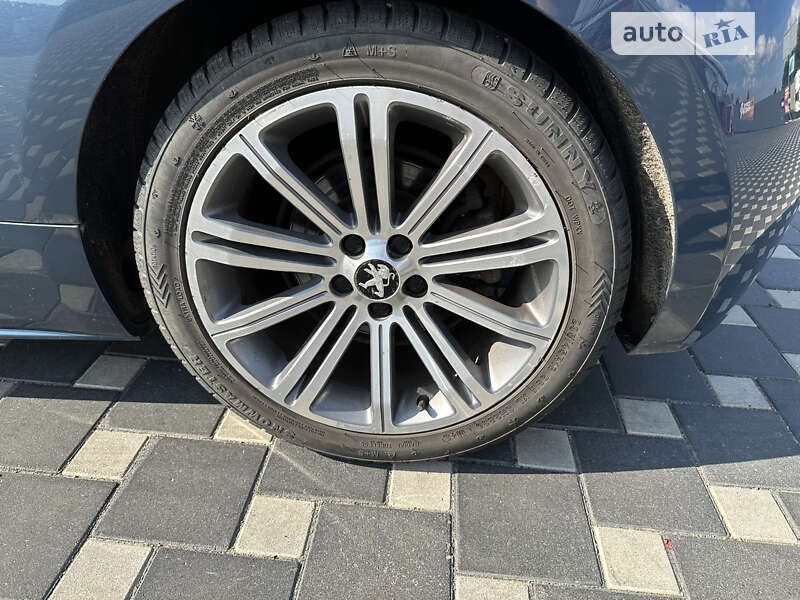 Купе Peugeot RCZ 2010 в Полтаве