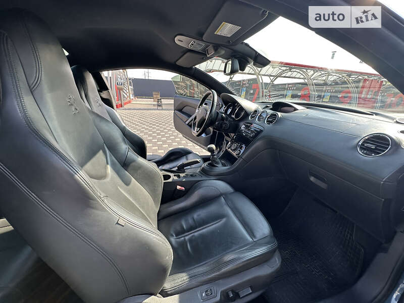 Купе Peugeot RCZ 2010 в Полтаве