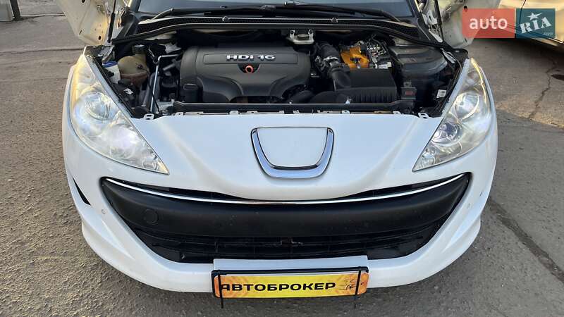Купе Peugeot RCZ 2010 в Николаеве