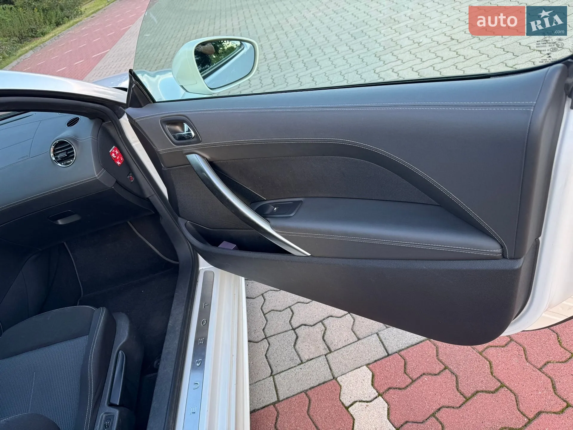 2012 Peugeot RCZ - мініатюра 18