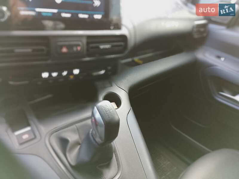 Минивэн Peugeot Rifter 2020 в Киеве