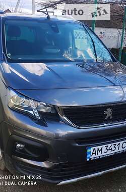 Минивэн Peugeot Rifter 2019 в Попельне