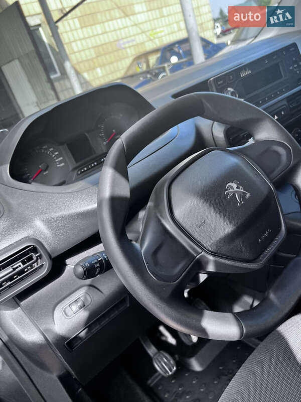 Минивэн Peugeot Rifter 2019 в Киеве