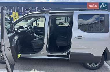 Минивэн Peugeot Rifter 2023 в 