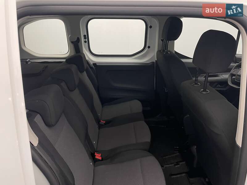 Минивэн Peugeot Rifter 2020 в Киеве фото 17 Минивэн Peugeot Rifter 2020 в Киеве