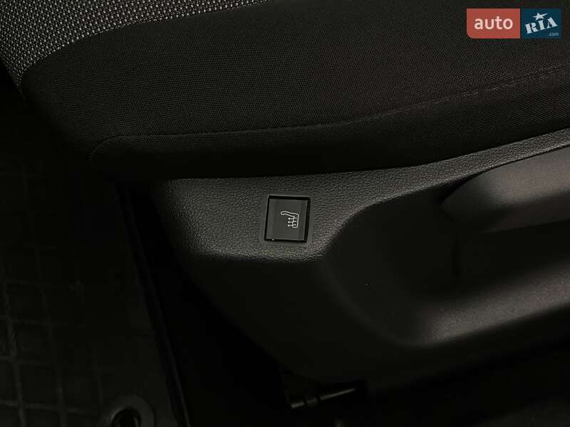 Минивэн Peugeot Rifter 2020 в Киеве фото 15 Минивэн Peugeot Rifter 2020 в Киеве