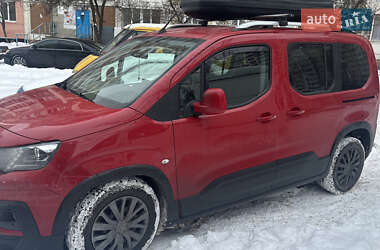 Мінівен Peugeot Rifter 2019 в Києві