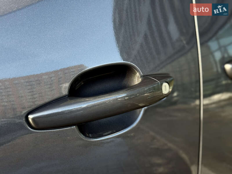 Минивэн Peugeot Rifter 2023 в Львове