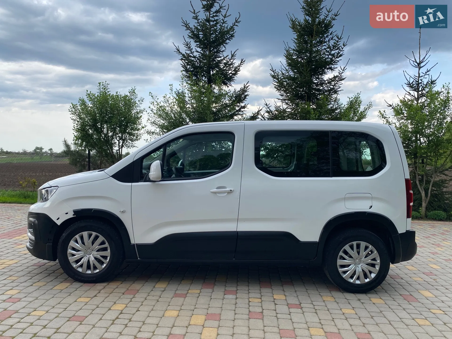 2020 Peugeot Rifter - мініатюра 8