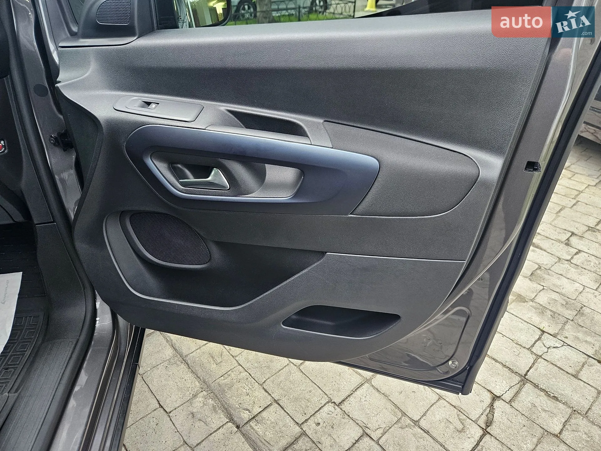 2021 Peugeot Rifter - мініатюра 41