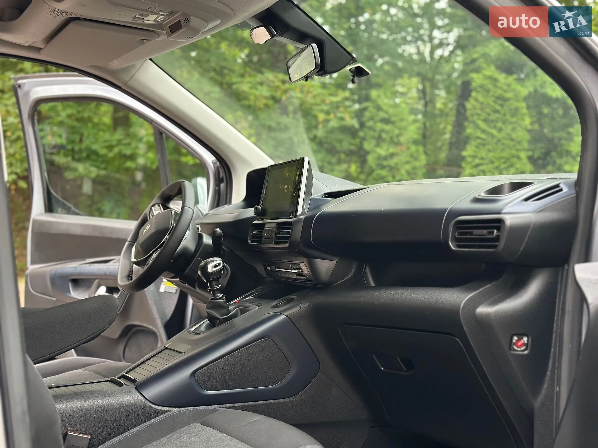 2021 Peugeot Rifter - мініатюра 74