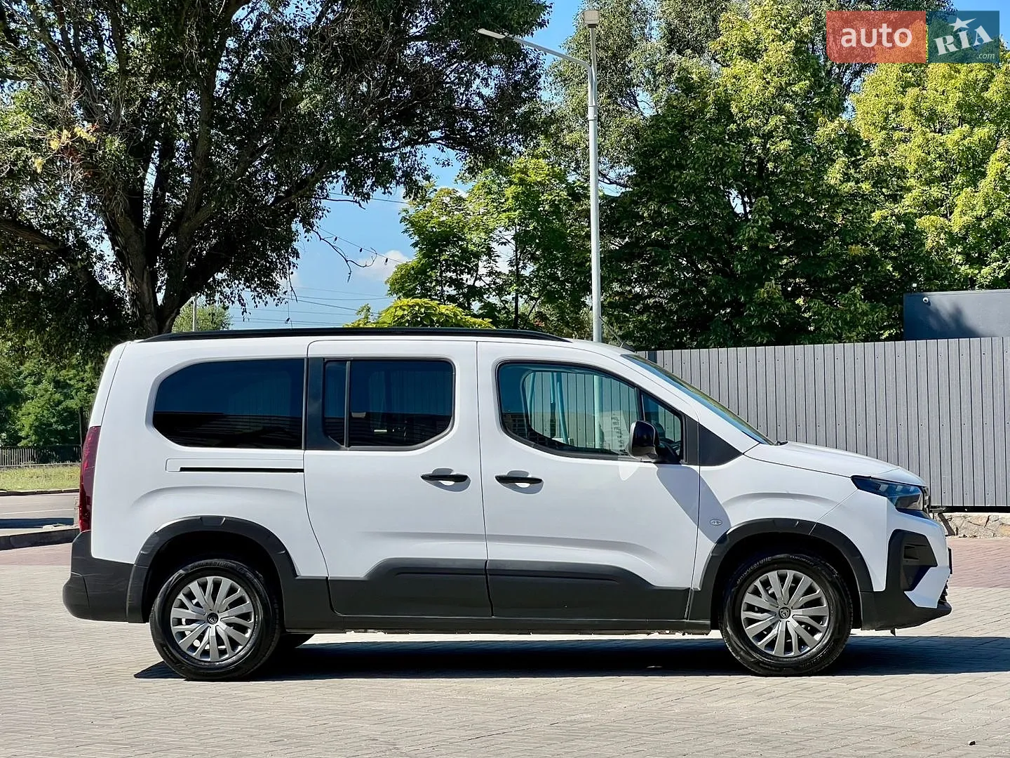 2025 Peugeot Rifter - мініатюра 6