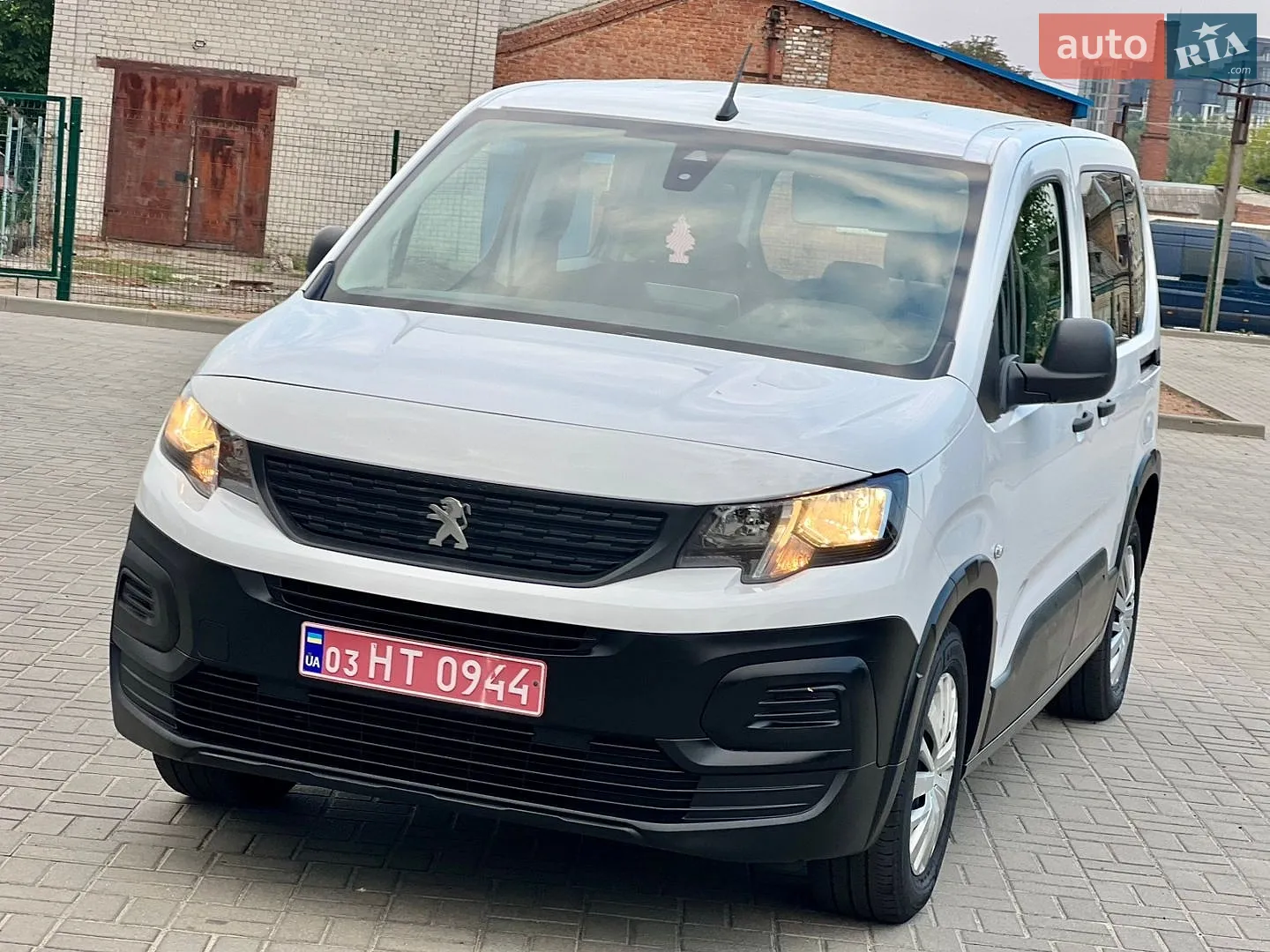 2020 Peugeot Rifter - мініатюра 35